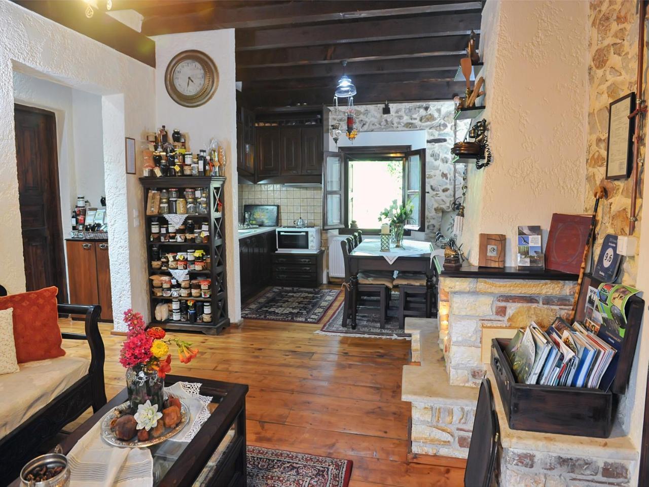 סטאברופולי To Archontiko Guesthouse Villa מראה חיצוני תמונה